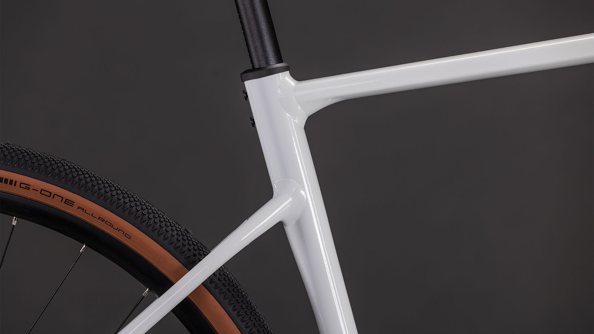 CUBE 26 Nuroad EX cotton n grey