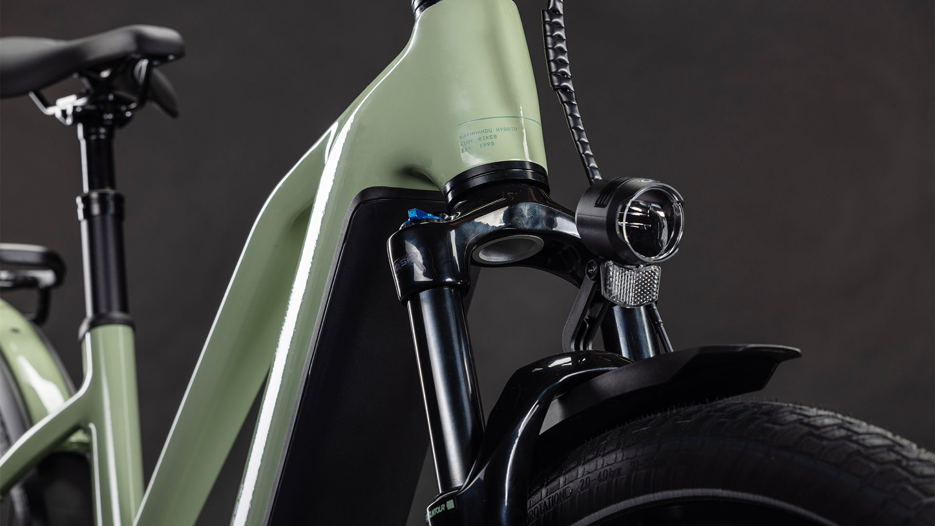 CUBE 26 Kathmandu Hybrid ONE 800 Trapez pea n gree