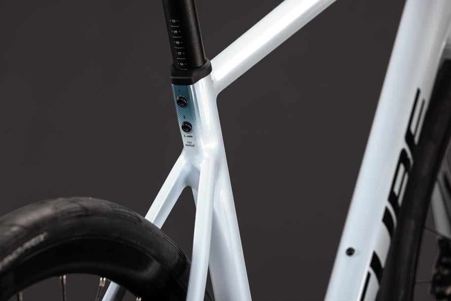 CUBE 27 Attain Race glacier n black