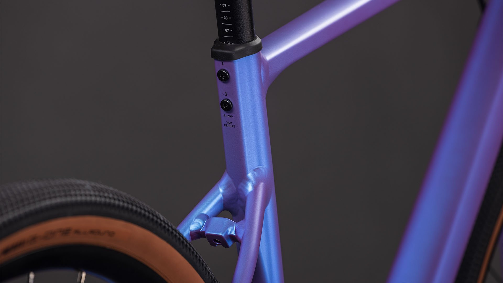 CUBE 26 Nuroad EX blueiris n lilac