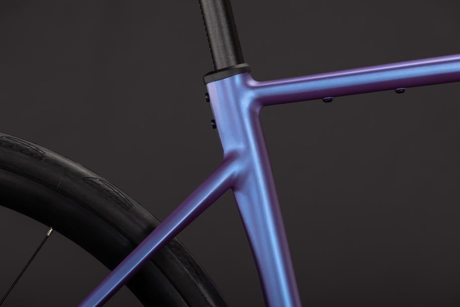 CUBE 27 Attain SLX blueiris n black