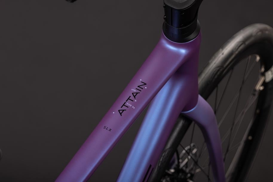 CUBE 27 Attain SLX blueiris n black