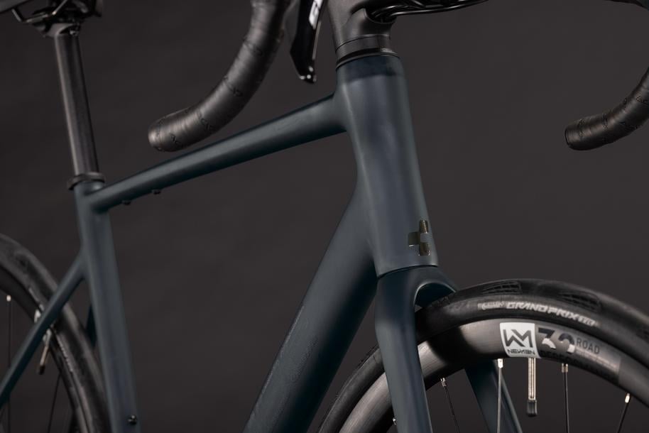 CUBE 27 Attain SLX black n chrome