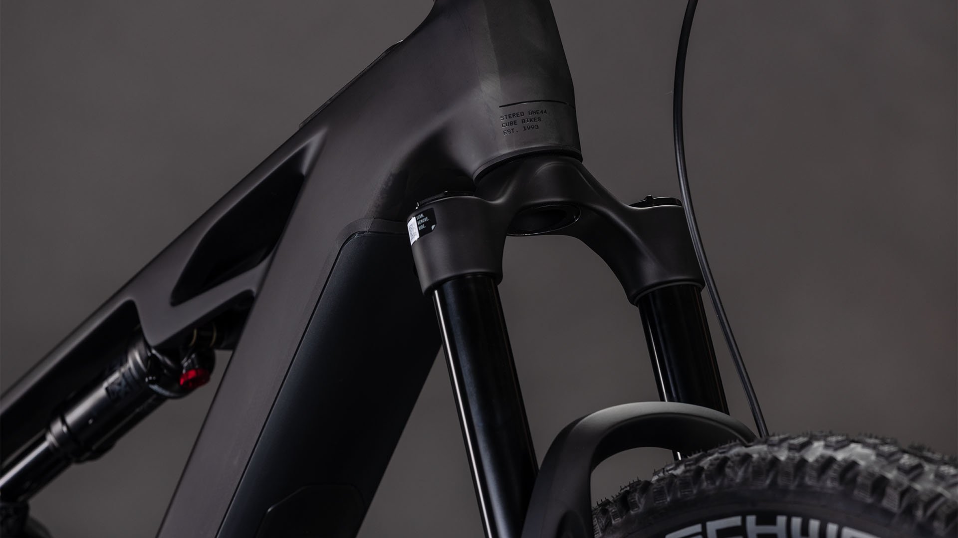 CUBE 26 Stereo Hybrid ONE44 HPC Race 800 blackline