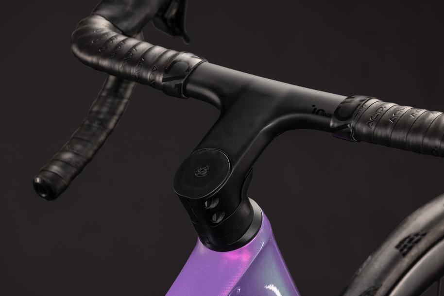 CUBE 27 Attain C:62 SLT cosmicpurple n black