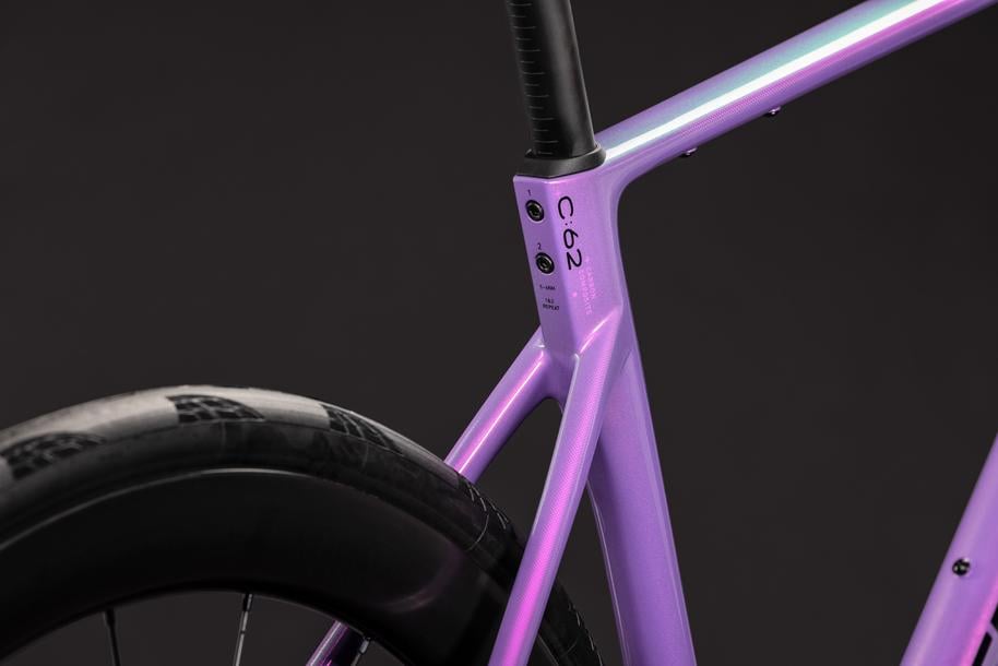 CUBE 27 Attain C:62 SLT cosmicpurple n black