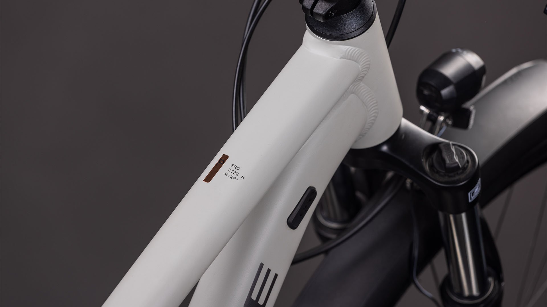 CUBE 26 Aim Pro FE greige n titan