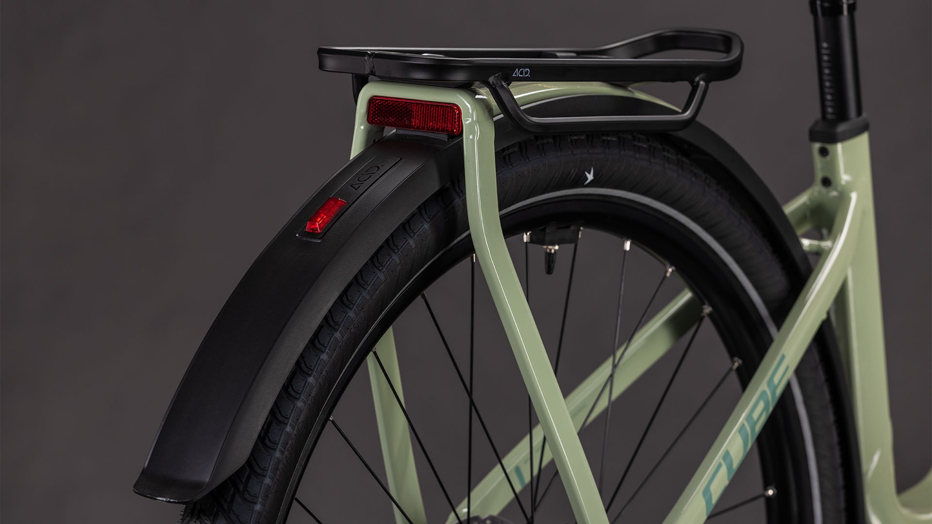 CUBE 26 Kathmandu Hybrid ONE 800 Wave pea n green