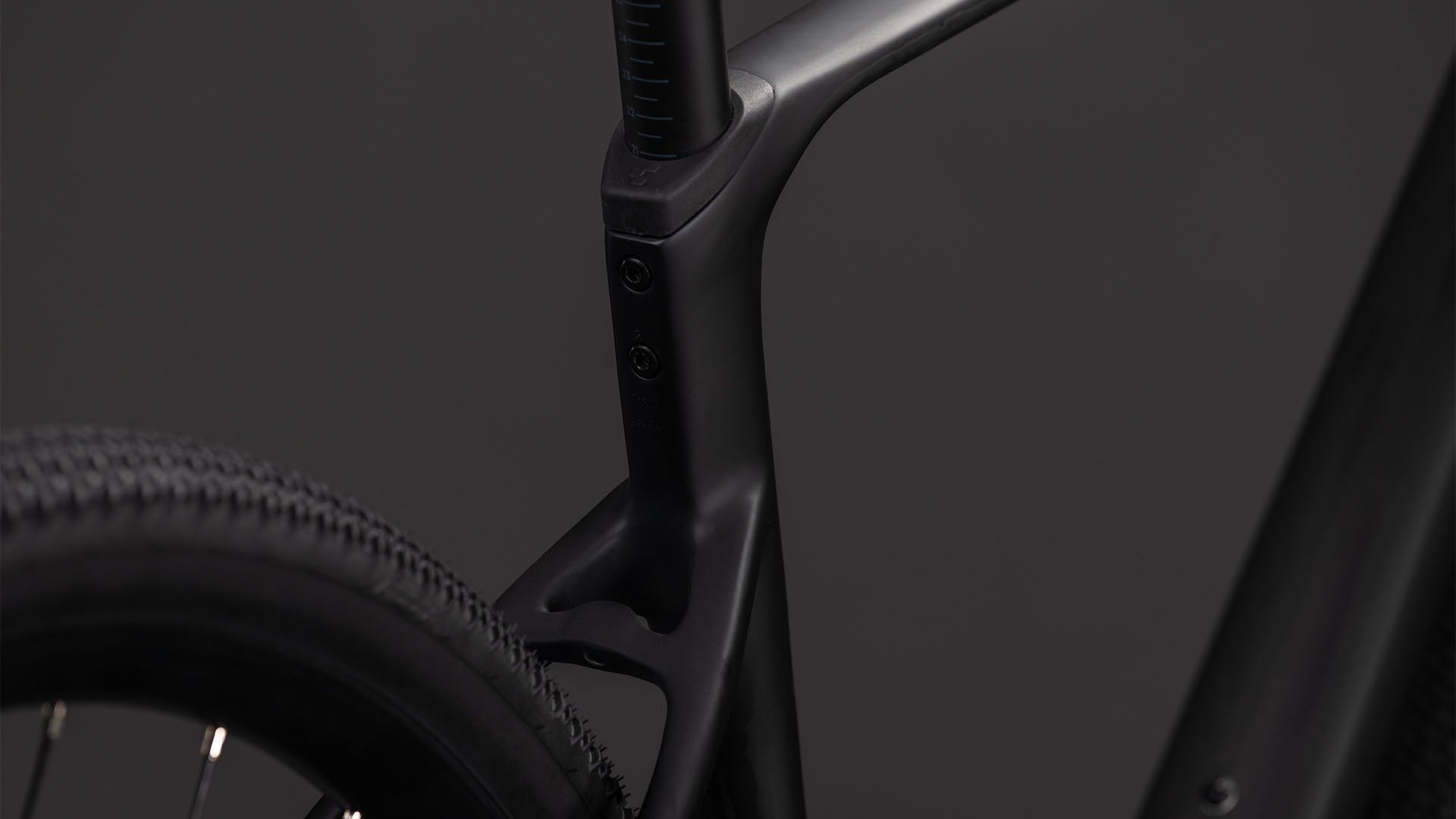 CUBE 26 Nuroad C:62 ONE blackline