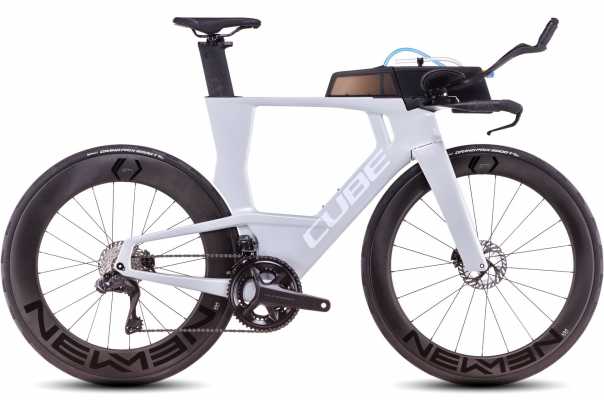CUBE 26 Aerium C:68X Race L | foggrey n white
